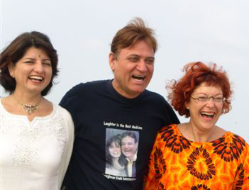 Madhuri, Madan et Co' Frontignan RIR 04